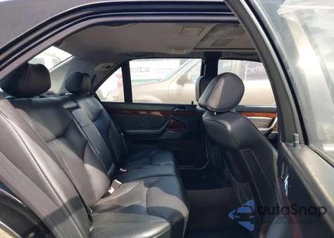 1997 Mercedes-Benz S 420 из США, поврежденный, VIN WDBGA43G0VA371235